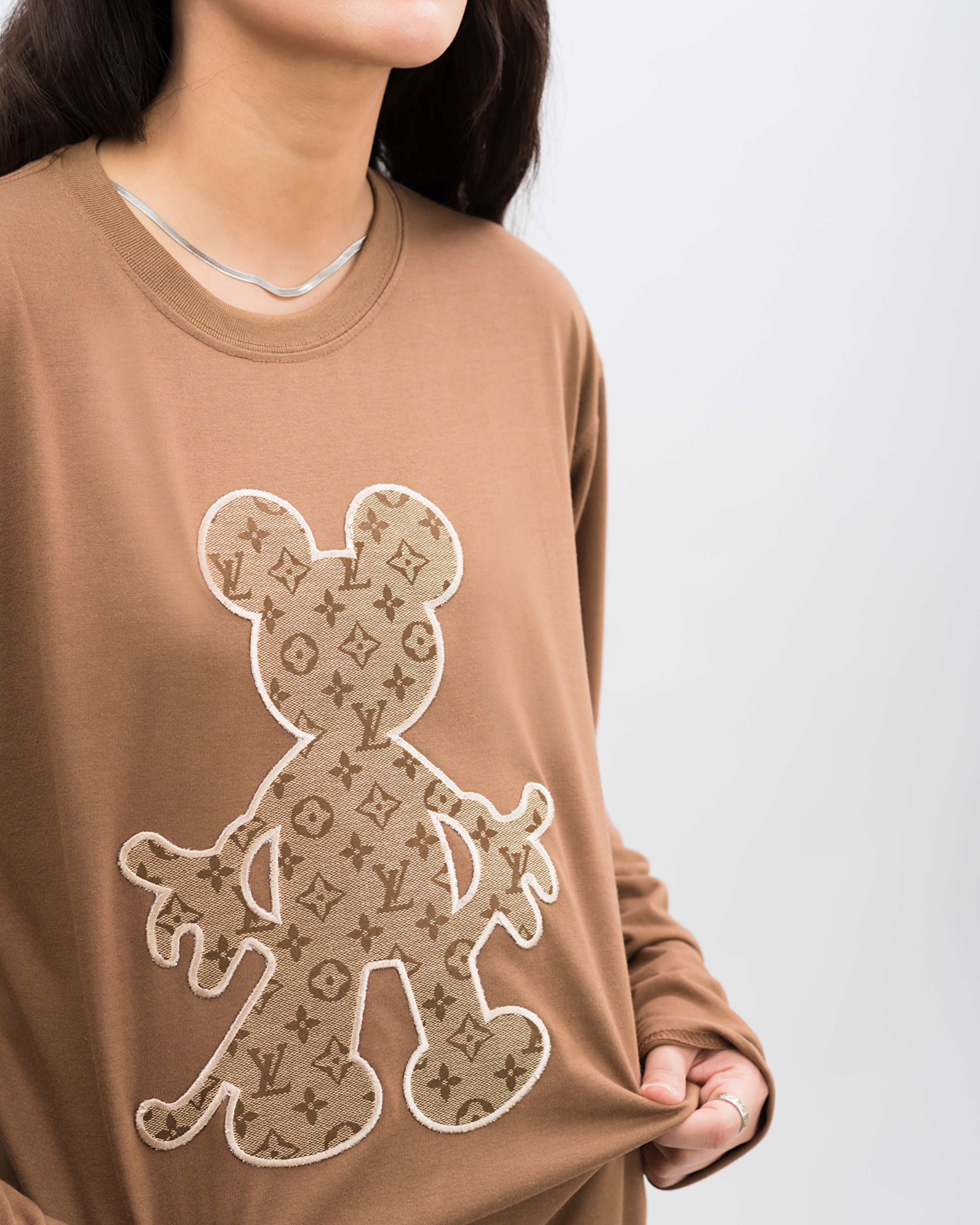 LV Mickey Embroidered Patched Long Sleeves Oversized Tee Coffee
