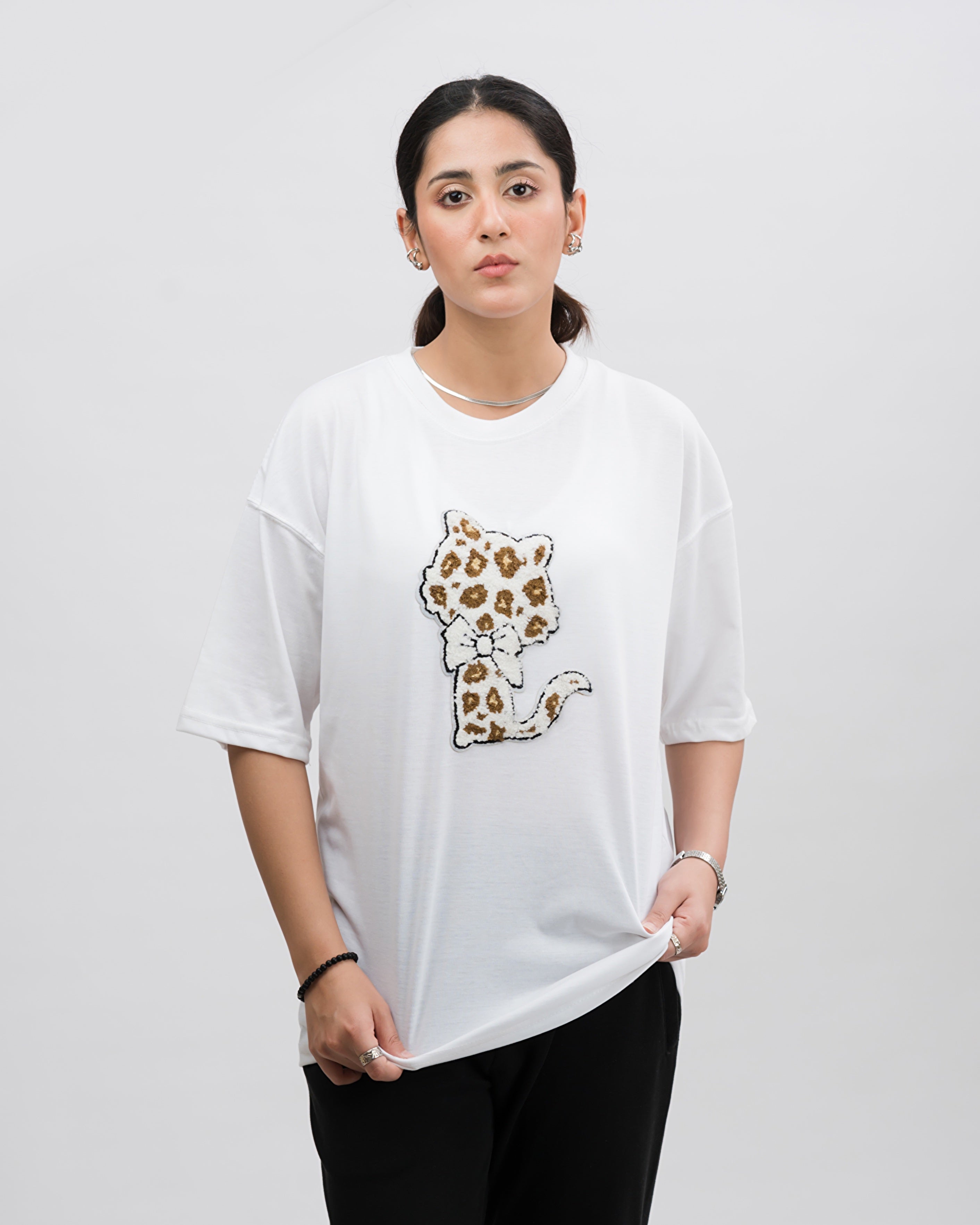 Kitty Embroidered Patched Drop Shoulder Oversized Tee White