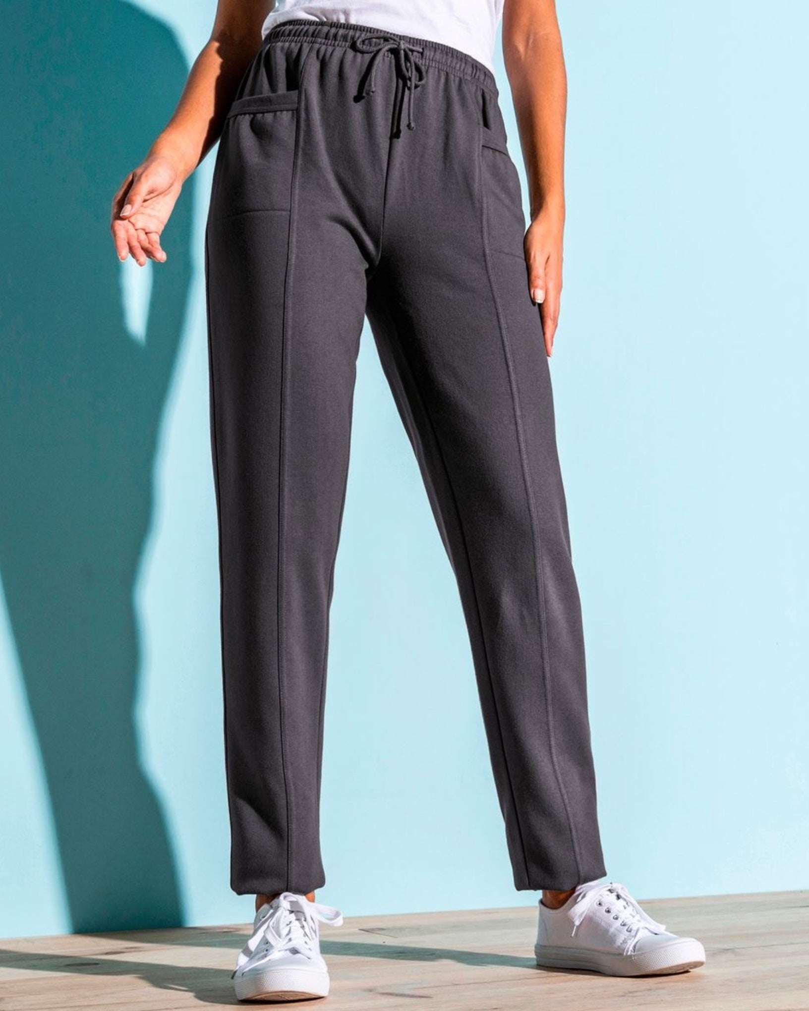 High Waist Front Pocket Fleece Jogger Sweatpant