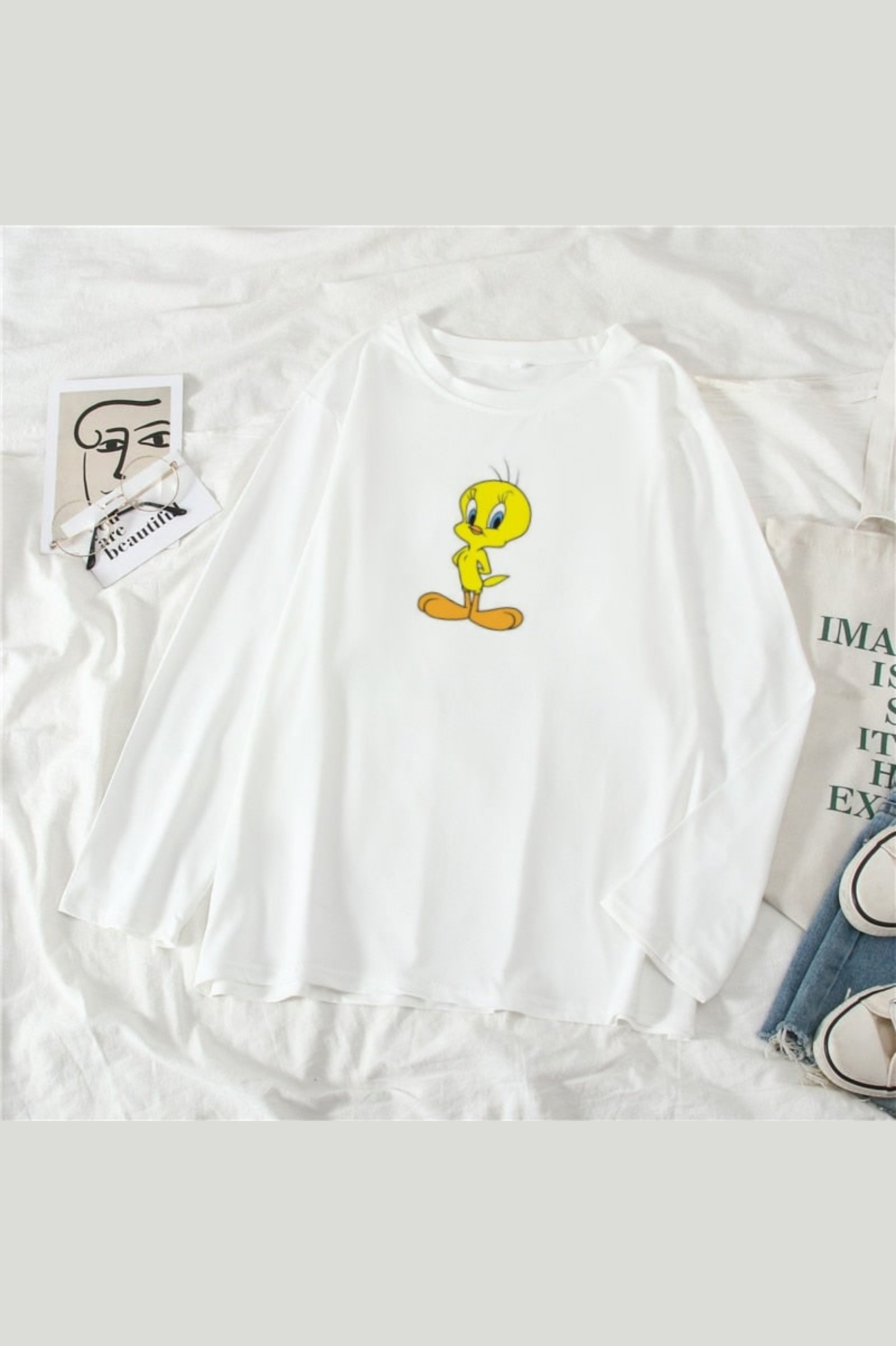 Tweety Graphic Long Sleeve T-shirt